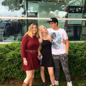 Meet your Posher, Vanessa